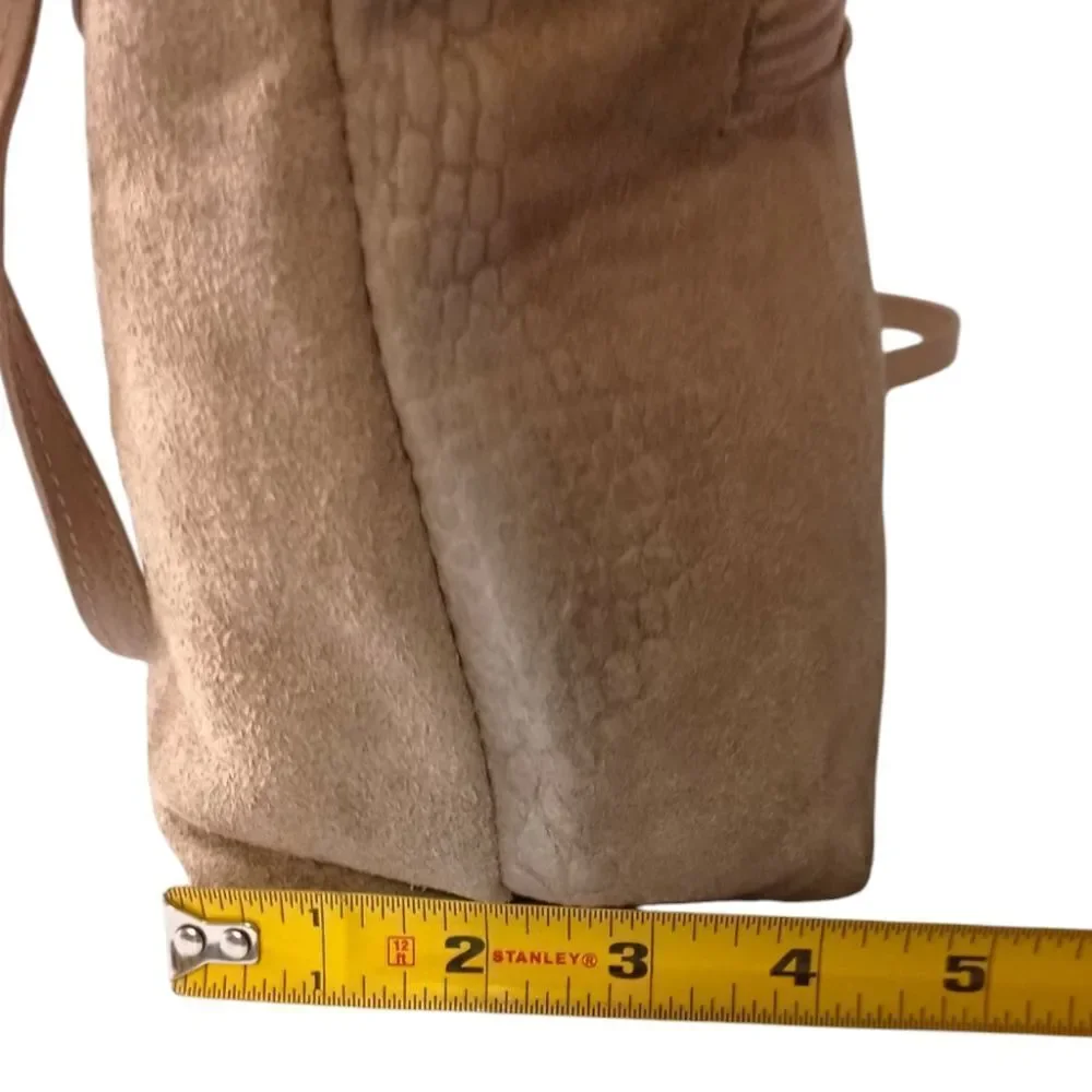 Borse in Pelle Suede Crossbody Bag Mini Bucket Bag Faux Croc Embossed Tan Italy.